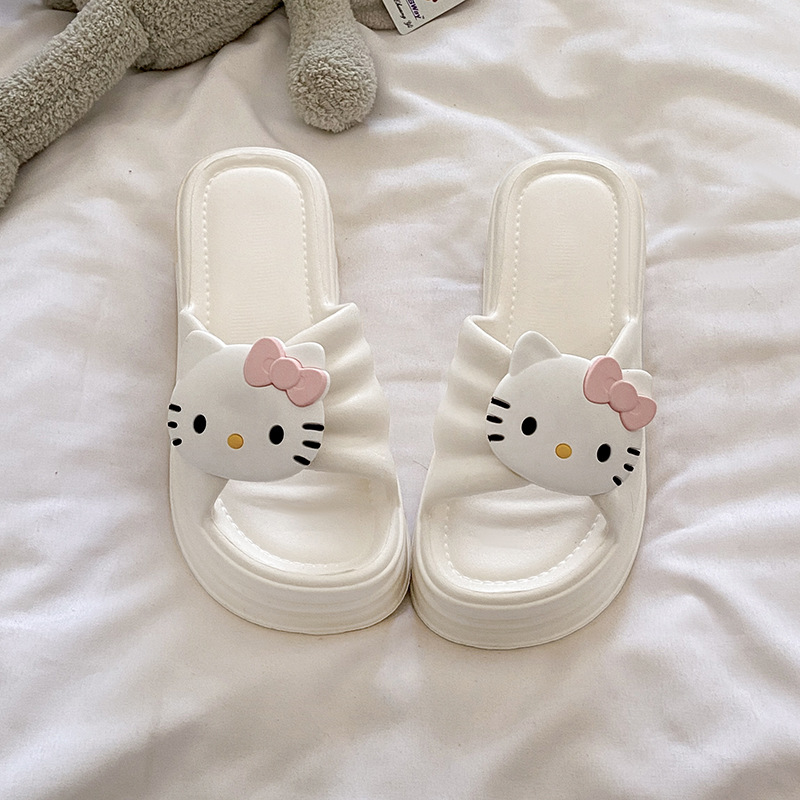 Summer Cloth - Urocze damskie kapcie Hello Kitty Sanrio